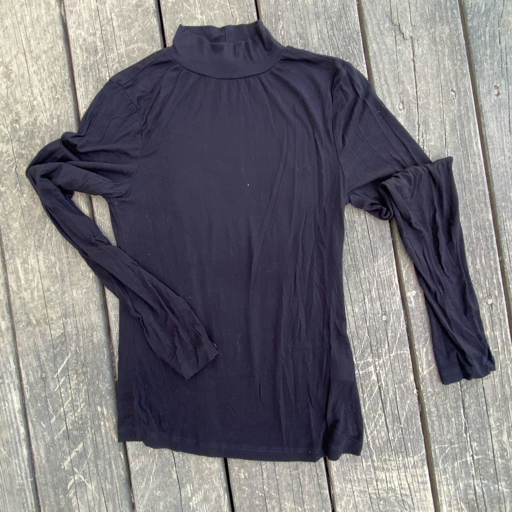 Soft Basic Black Turtleneck